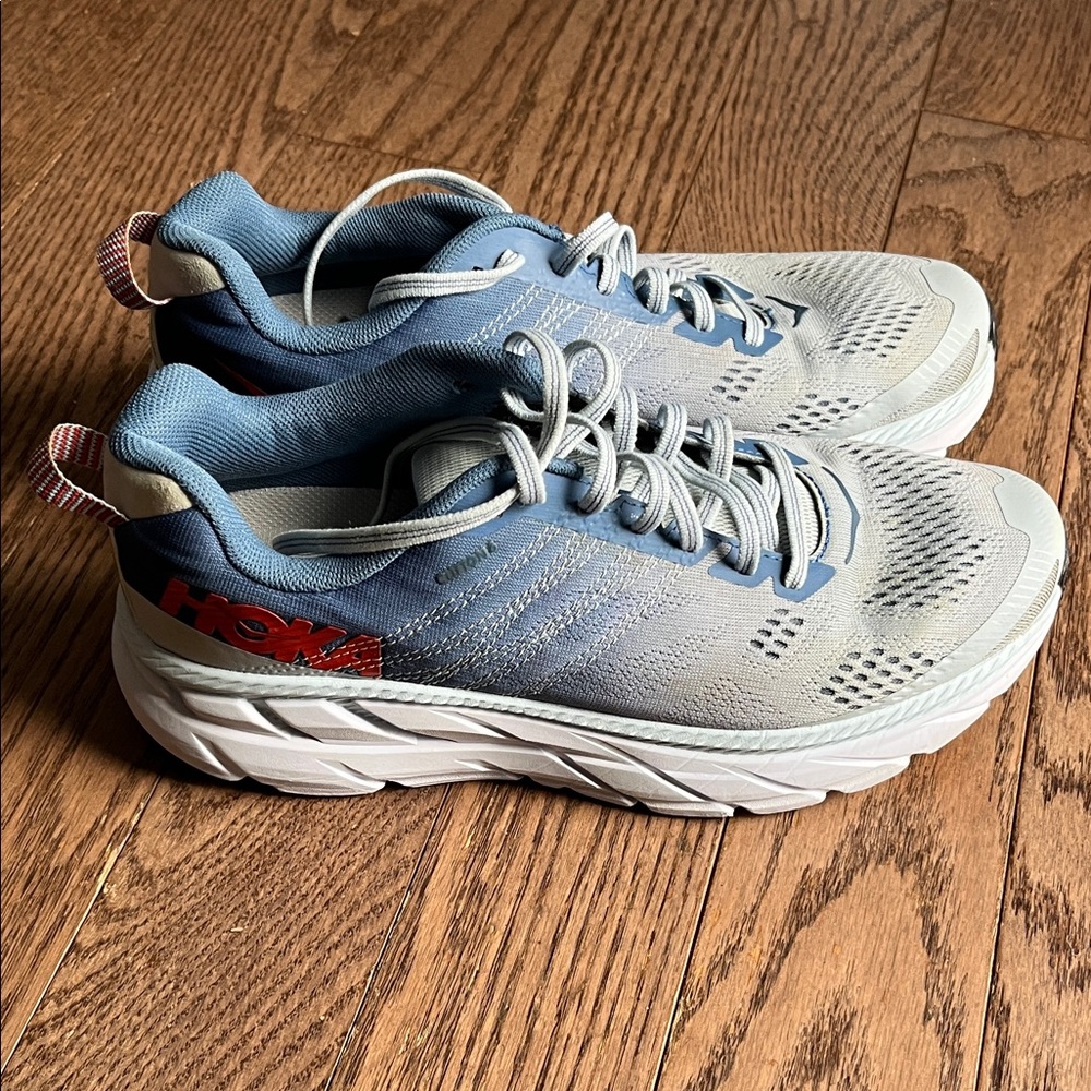 Hoka Women’s Clifton 6 Blue and Gray Athletic Sneakers - Picture 4 of 7